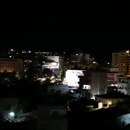 Center With Balcony Lägenhet Durrës